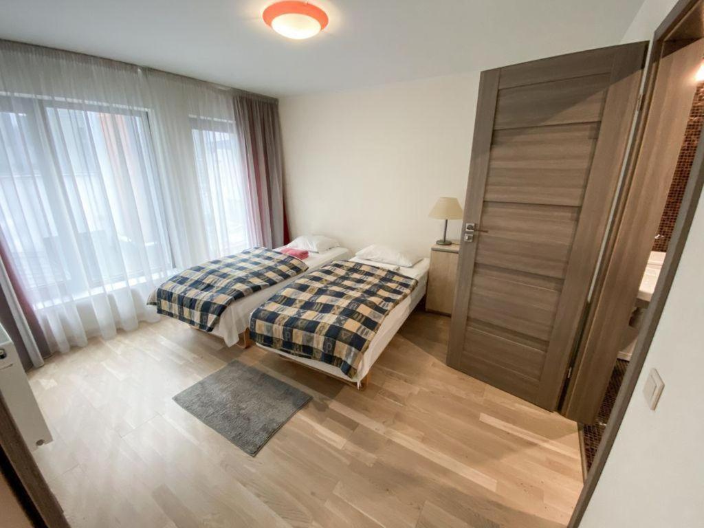 Old Town Apartment With Private Elevator Riga Luaran gambar