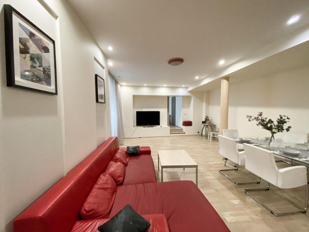 Old Town Apartment With Private Elevator Riga Luaran gambar