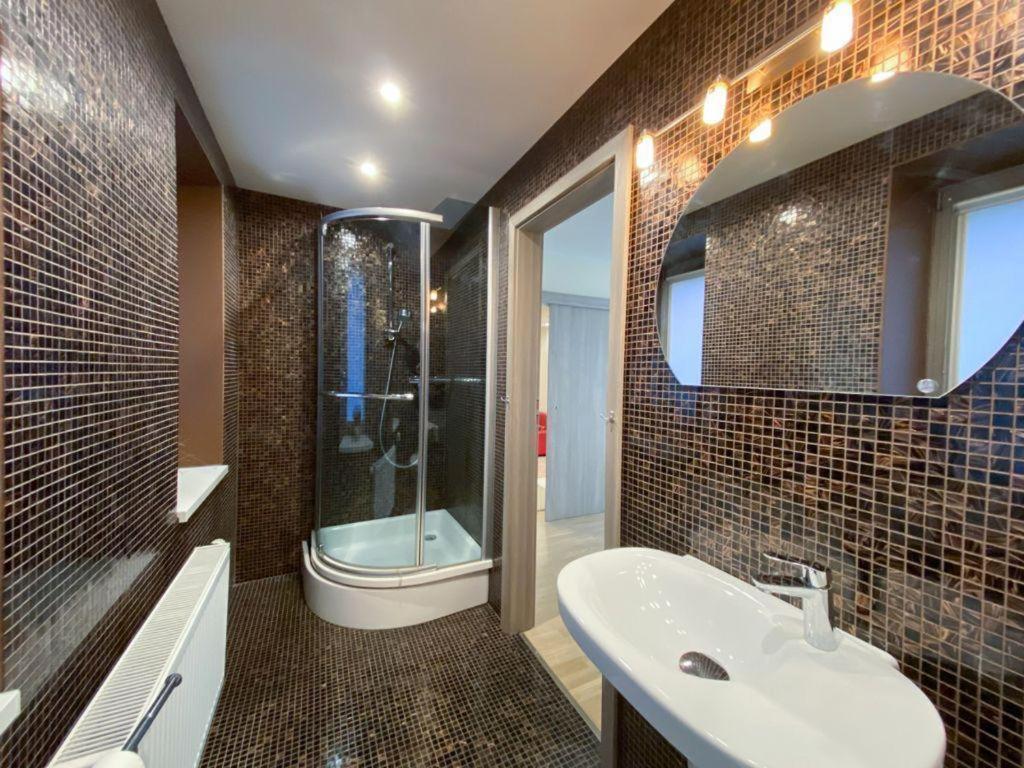Old Town Apartment With Private Elevator Riga Luaran gambar